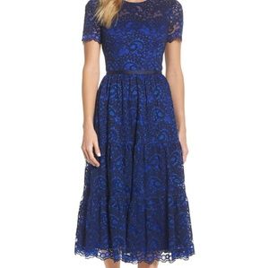 Maggy London tiered lace overlay midi dress